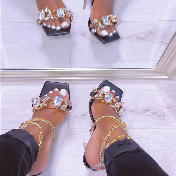 The Row | Olivia black leather pumps | Savannahs 🔥New🔥Olivia Heels- Black